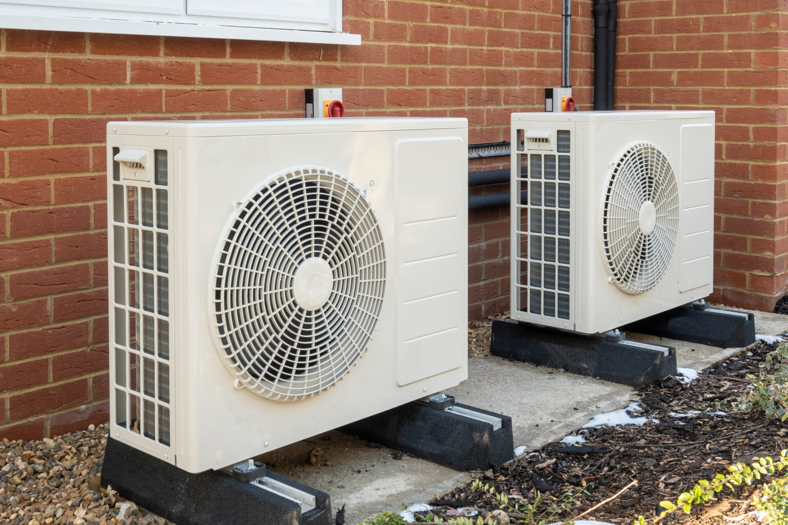 Are Heat Pumps More Efficient Than Regular HVAC Units?